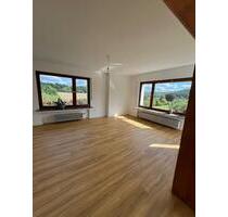 Großzügige 3,5-Zimmer-Wohnung mit Terrasse, Garten und EBK - Kreuztal