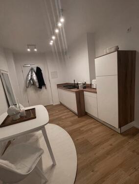 Foto - ABG Wohnung zu vermieten, Küche wird mitverkauft !! Lesen