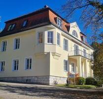 Großzügige, helle 4-Zimmer-Wohnung in Riedenburg