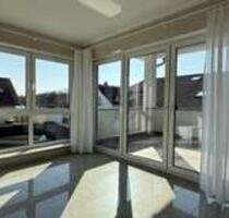 Attraktive, lichtdurchflutete 3-Zimmer Wohnung, voll renoviert - Pohlheim