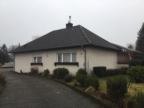 Foto - Einfamilienhaus mit Einliegerwohnung