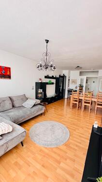 Foto - Helle Wohnung mit großem Balkon am Mainufer 63qm