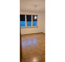 3 bis 4 Zimmer Wohnung in schöner Innenstadtlage - Krefeld 3 bis 4 Zimmer Wohnung in schöner Innenstadtlage - Krefeld