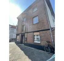 Zimmer in 4er WG - In zentraler sanierter Wohnung mit zwei Bädern - Mönchengladbach