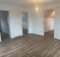 Frisch renovierte 6-Zimmer-Maisonettewohnung mit Garten - Detmold Hiddesen