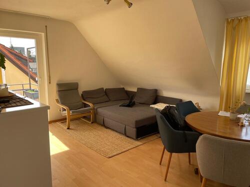 Foto - 2 Zimmer Dachgeschoßwohnung zur Miete in Stuttgart