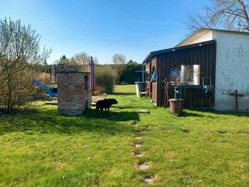 Foto - Gartengrundstück mit mass. Gartenhaus v. privat Kauf, Erbpacht, P