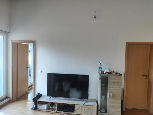 Foto - 1 Zimmer Dachgeschoßwohnung zur Miete in Geislingen