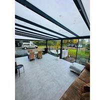 Wohnen wie im eigenem Haus! 98 qm Luxus mit Garten & Wintergarten - Krefeld Benrad Wohnen wie im eigenem Haus! 98 qm Luxus mit Garten & Wintergarten - Krefeld Benrad