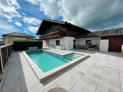 Foto - Haus mit Pool und Fernsicht - 895.000,00&nbsp;EUR Kaufpreis, ca.&nbsp; 180,00&nbsp;m&sup2;