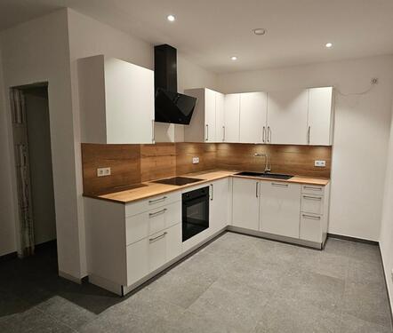 Foto - Erstbezug:Helle 3,5-Zimmer Wohnung mit Terrasse, Küche, 2Stellpl.