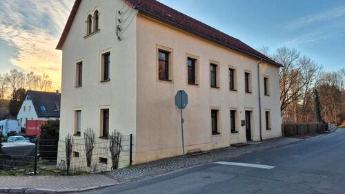 Foto - 1 o. 2 Familienhaus - 170.000,00&nbsp;EUR Kaufpreis, ca.&nbsp; 170,00&nbsp;m&sup2;