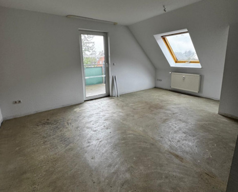 Foto - 2 Raum Wohnung im Dachgeschoss mit EBK und großem Balkon