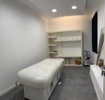Behandlungsraum Kosmetikraum im Kosmetikstudio Marnila - Offenbach am Main