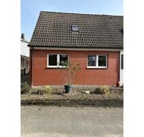 Haus Doppelhaushälfte mit großem Garten in Mettmann