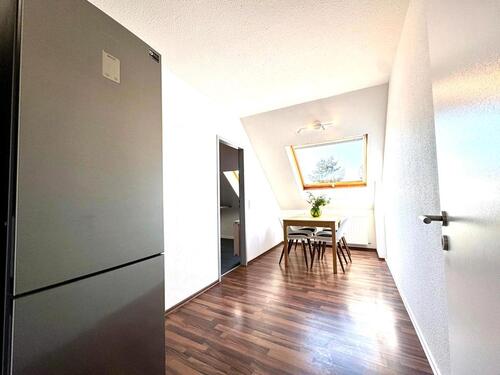 Foto - 1 Zimmer Dachgeschoßwohnung zur Miete in Saarbrücken