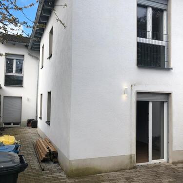 Foto - NEU Renoviertes Mehrgenerationenhaus in Stadtrandlage NEU