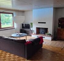 Riesige 3 Zimmer Wohnung mit Freisitz und PLatz für eigene Pläne - Dettenhausen