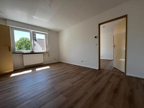 Foto - Helle, ruhige, renovierte 3 ZKB m. Balkon Neustadt Kernstadt