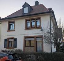Charmantes Ein- Zweifamilienhaus in attraktiver Lage in Weinheim