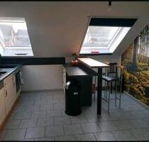 Sofort einziehen,3 Monate für 500€,4 Zi. DG Wohnung in Hemer - Iserlohn