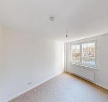 Jetzt schnell sein und neu sanierte 2-Raum-Wohnung sichern - Chemnitz Borna-Heinersdorf