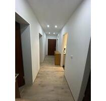 3-Zimmer-Wohnung* Vollmöbiliert* Süd-Balkon* Nürnberg-Röthenbach - Oberasbach