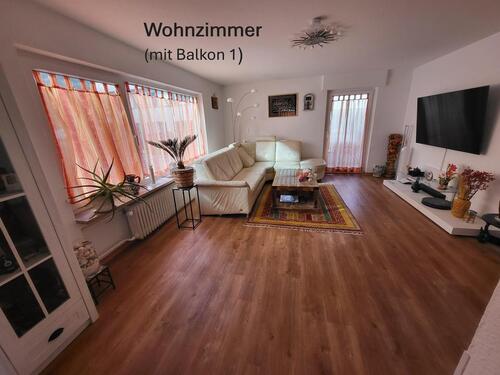 Foto - Schöne, helle 3,5-Zimmer-Wohnung mit 2 weiteren Zimmern in 70327 Stuttgart-Wangen