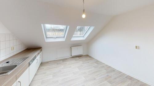 Foto - Für Sportliche - Dachgeschosswohnung mit Einbauküche