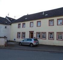 Einfamilienhaus zum Mieten - 1.300,00&nbsp;EUR Kaltmiete, ca.&nbsp; 170,00&nbsp;m&sup2; in Preist (PLZ: 54664)