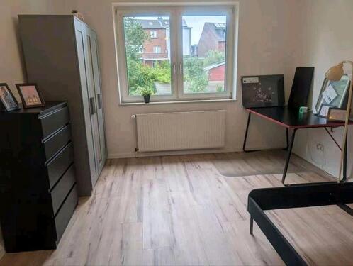 Foto - Zimmer in WG zu vermieten (nur für Frauen) – Neuss bei Düsseldorf