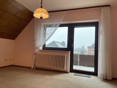 Foto - 1 Zimmer Dachgeschoßwohnung zur Miete in Aerzen