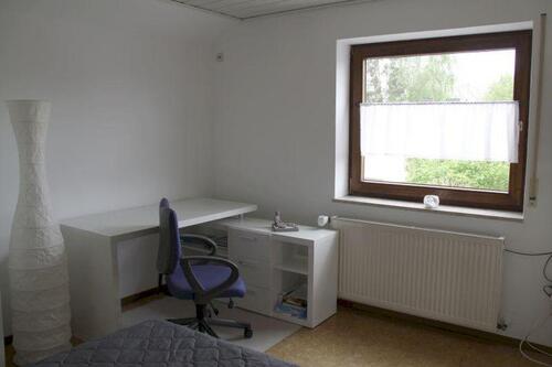 Foto - Sehr schöne helle 1,5 Zi-Wohnung in HN - Leingarten mit Einbauküche.