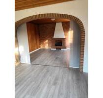 großzügige außergewöhnliche Unterwohnung 98m2 - Upgant-Schott