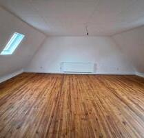 Kernsaniert & Erstbezug! 2 ZKB DG Wohnung - 520€Kalt- Limbach - Kirkel