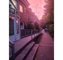 Nachmieterin möbliertes Zimmer im Studentenwohnheim - Lübeck Sankt Gertrud