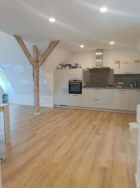 Foto - Traumhafte DG-Wohnung mit Balkon in Bahnhofsnähe