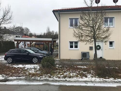 Foto - Doppelhaushälfte 1 in Zweifamilienhaus