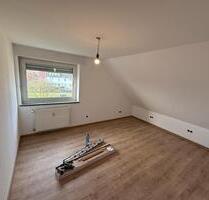 Schöne 3-Zimmer Dachwohnung in Wegberg Klinkum im 3 Familienhaus