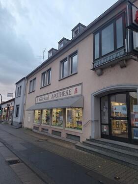 Foto - Großes Ladenlokal an der Hauptverkehrsstraße von Saarlouis-Fraulautern zu vermieten.