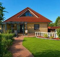 Großzügiges Familienhaus mit Einliegerwohnung im Travetal - Reinfeld (Holstein)