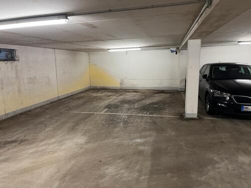 Foto - 1-2 Tiefgaragenstellplätze in Bramfeld, Harmsweg zu vermieten