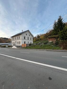 Foto - 10 Zimmer Mehrfamilienhaus, Wohnhaus zum Kaufen in Werdohl
