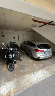 Foto - Stellplatz am Rathenauplatz für MotorradLasteniahrrade-Bike etc