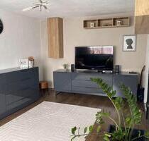 Kleines, gepflegtes Haus mit drei Zimmern und Einbauküche - Wüstenrot