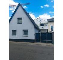 Zweifamilienhaus - 585.000,00&nbsp;EUR Kaufpreis, ca.&nbsp; 162,00&nbsp;m&sup2; in Schifferstadt (PLZ: 67105)