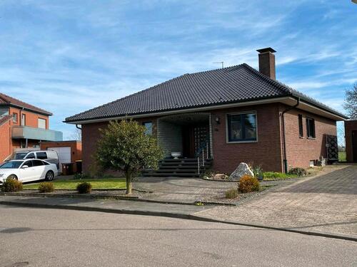 Foto - Einfamilienhaus mit unverbauter Aussicht in bester Wohnlage