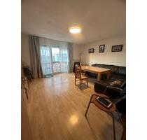 Helle 2‑Zi‑Wohnung in Freiburg‑Haslach – direkt neben MediaMarkt - Freiburg im Breisgau