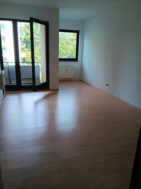 Foto - Freie kleine Wohnung Pluwiger Straße 6 von privat zu verkaufen.