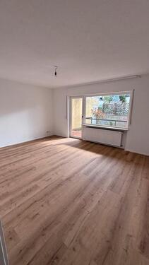 Foto - Erstbezug nach Kernsanierung – 2-ZKB mit Terrasse in ruhiger Lage